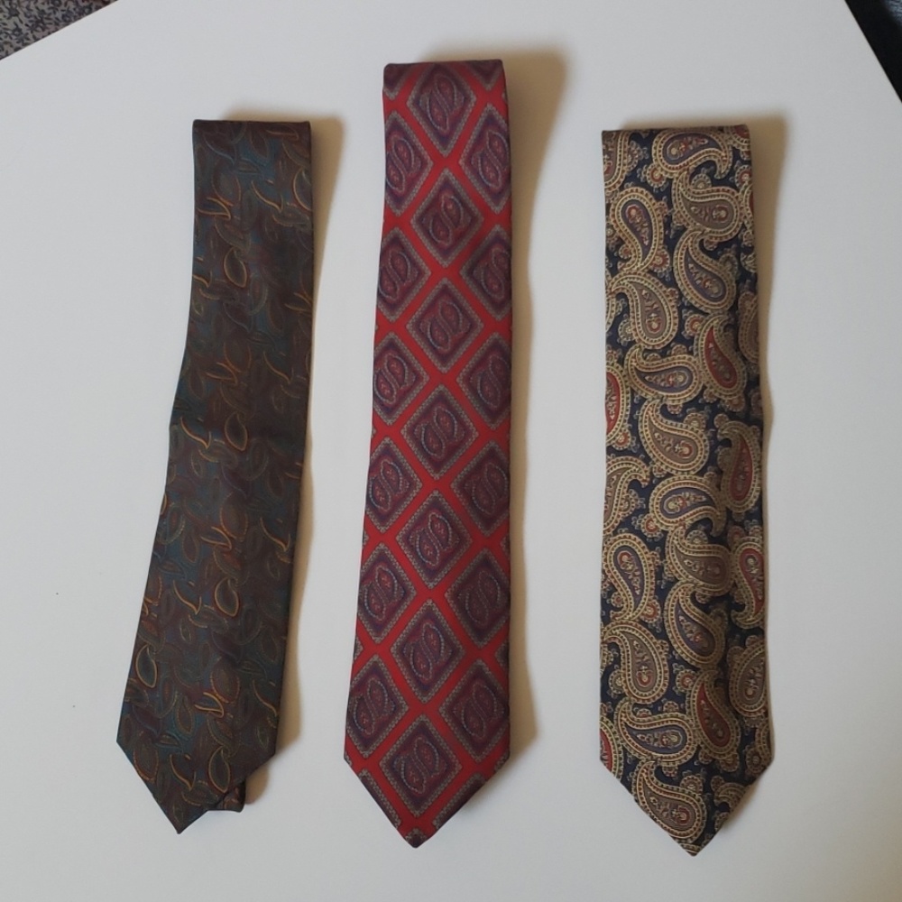 3 vintage neckties